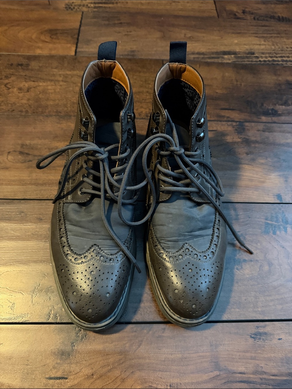 Madden- Men's Gray Wingtip Lace-Up Boots